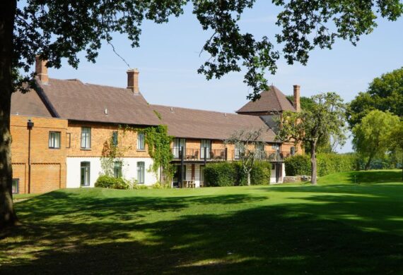 3 Cottesmore Hotel