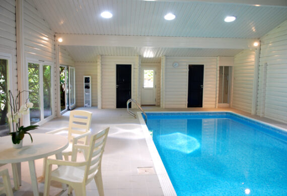 Edwards Pool Web